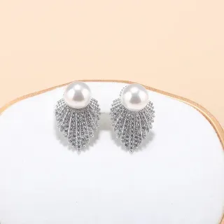White Pearl Angel Wing Pendant Luxury  Necklace Set (4 pcs)